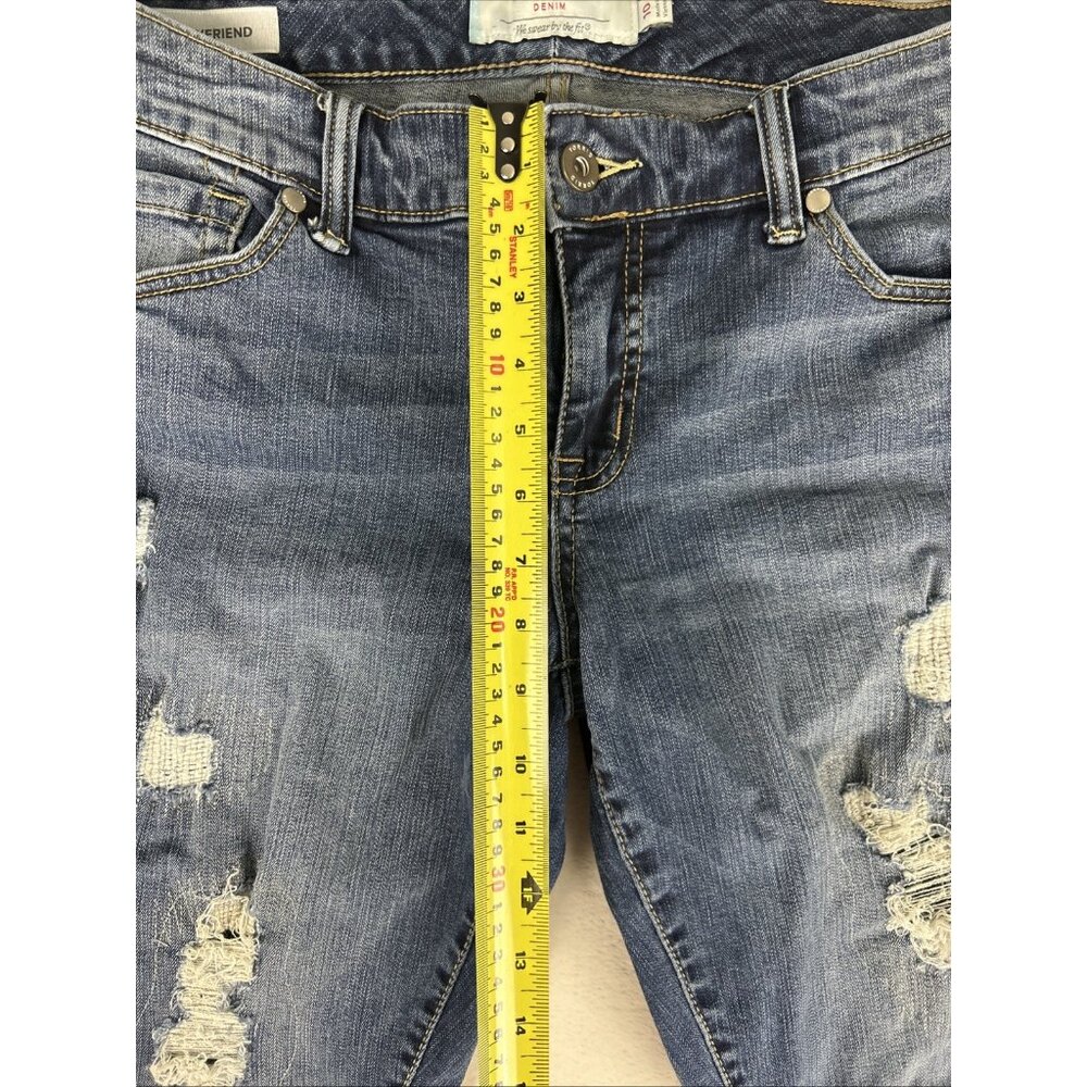 Torrid Womens Boyfriend Med Wash Denim Distressed Jeans Sz 10 Blue - Picture 6 of 12
